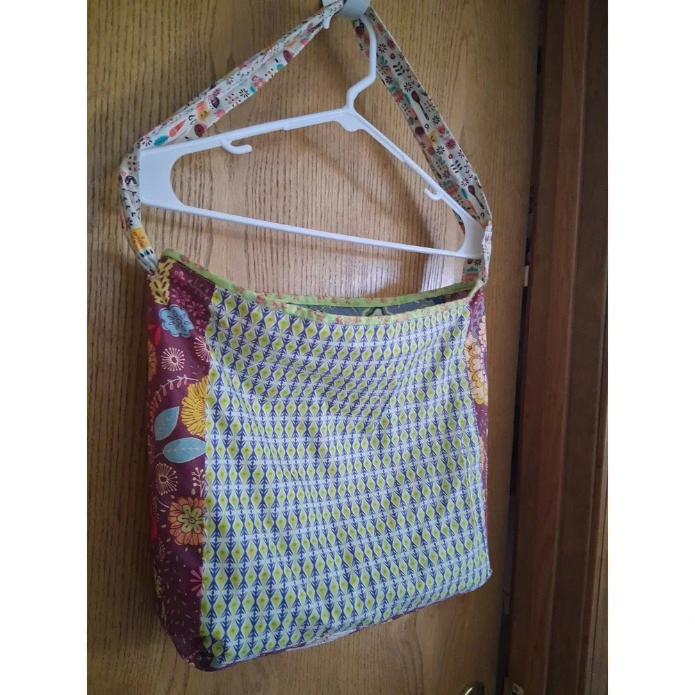 Matilda Jane Women's PLATINUM Reversible Freelance Hobo Bag Tote One Pocket